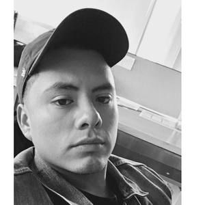 Meet your Posher, César